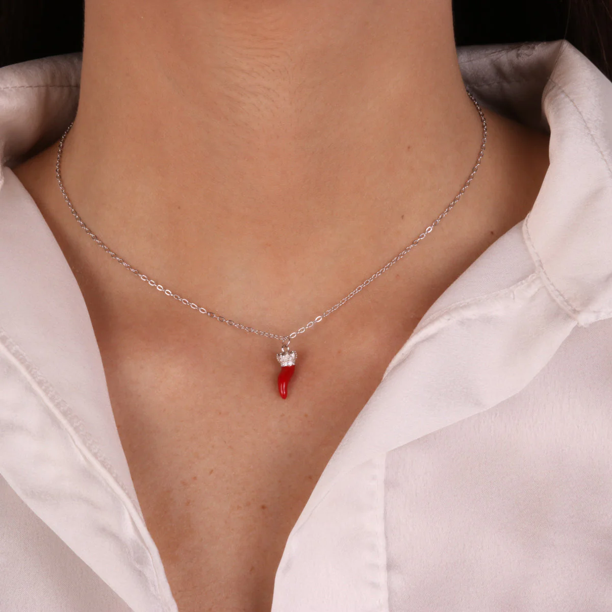 BYSIMON Collana in Argento con corno rosso e zirconi 1402532 - immagine 3