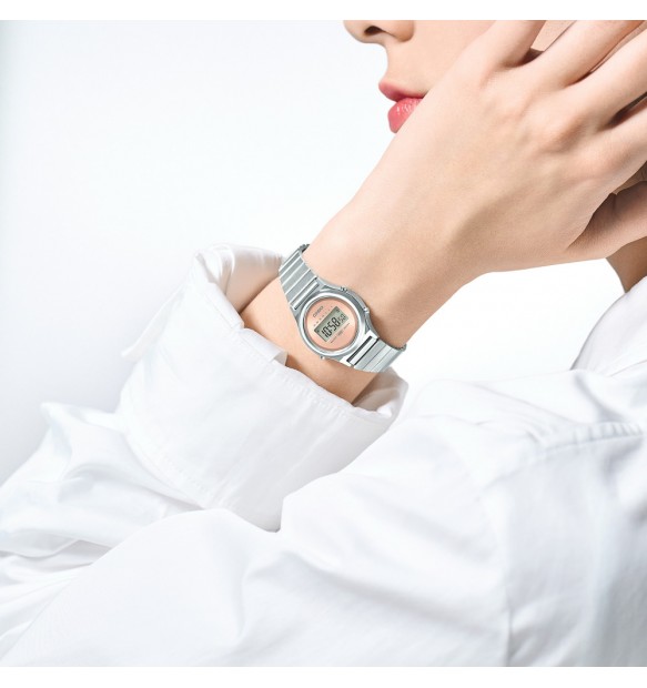 Orologio digitale Casio Vintage collection LA700WE-4AEF - immagine 2